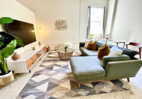 Downtown LA Loft Free Parking Rooftop Pool Jacuzzi